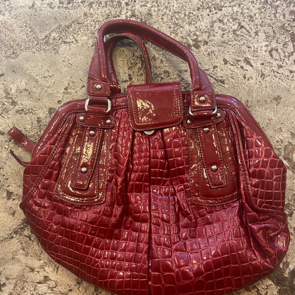 Red Guess Tote - Picture 3 of 3
